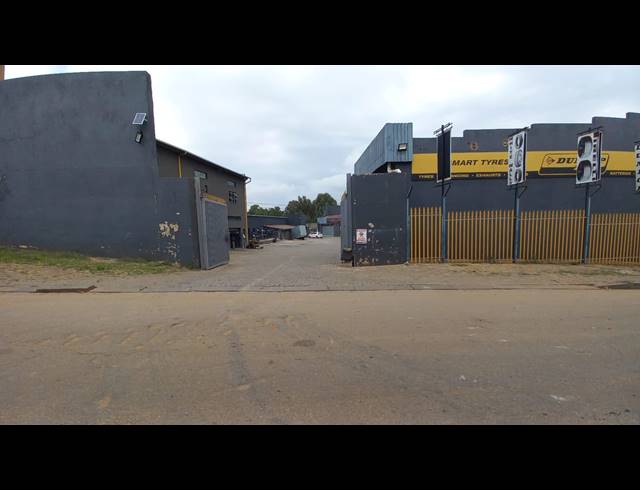150M² WAREHOUSE TO LET IN CITY WEST